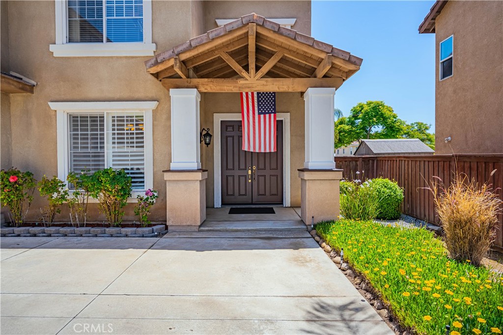 29514 Wagon Creek Lane Property Photo 2