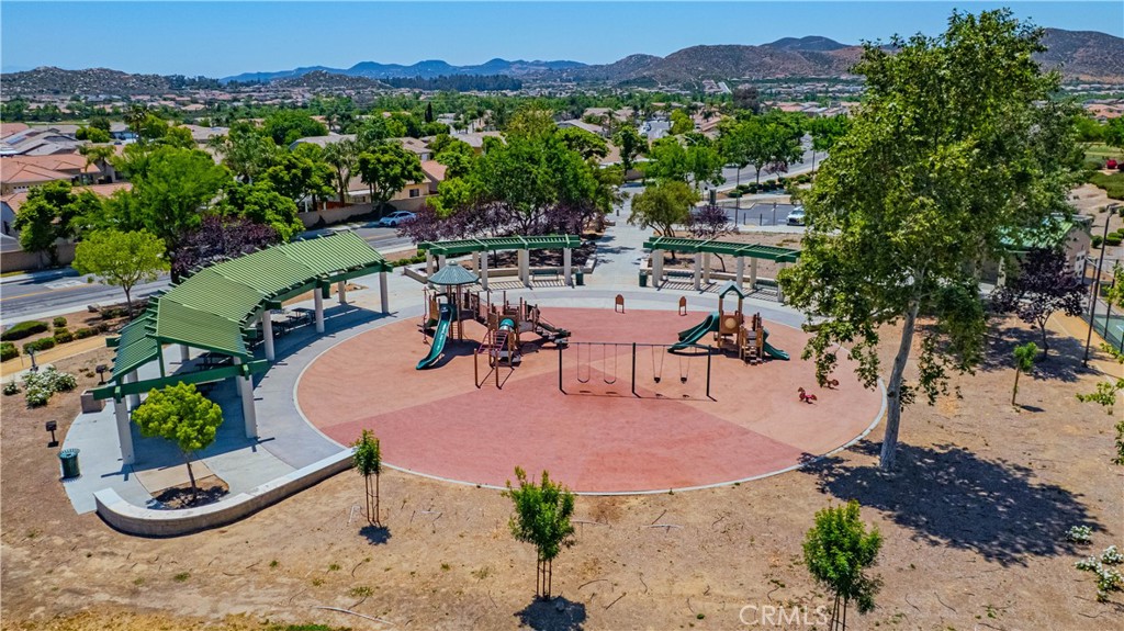 29514 Wagon Creek Lane Property Photo 5