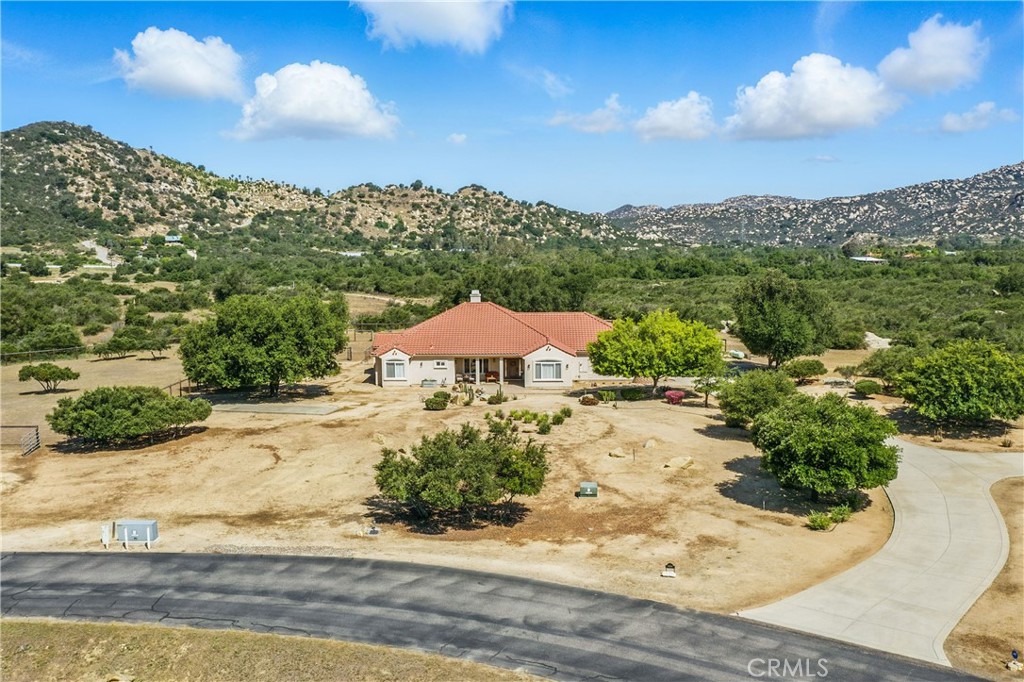 10204 Mount Olympus Valley Road Property Photo 4