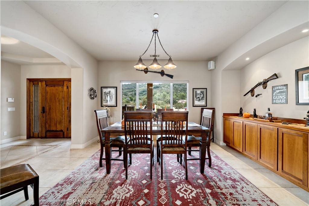 10204 Mount Olympus Valley Road Property Photo 7