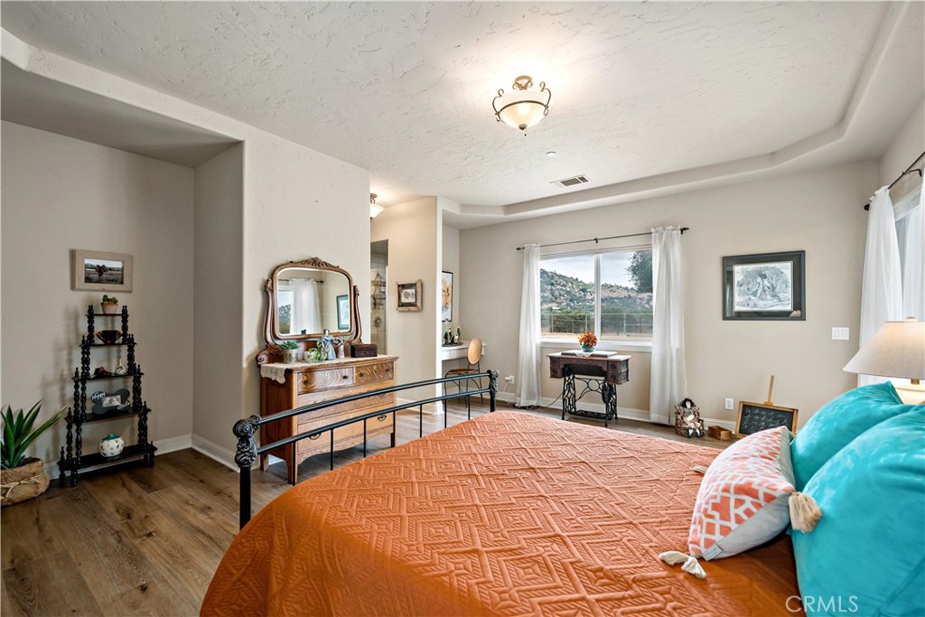 10204 Mount Olympus Valley Road Property Photo 23
