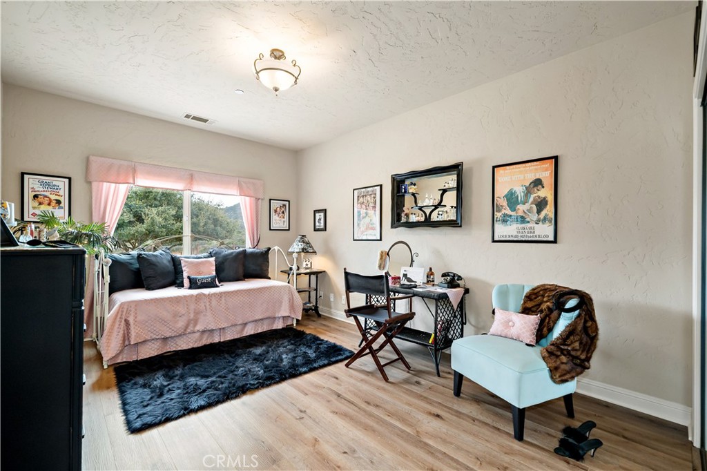 10204 Mount Olympus Valley Road Property Photo 27