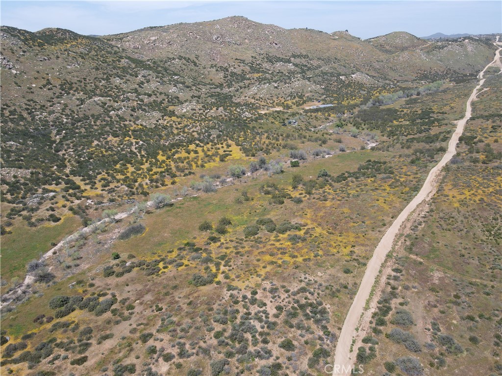 25 Los Altos Property Photo 8