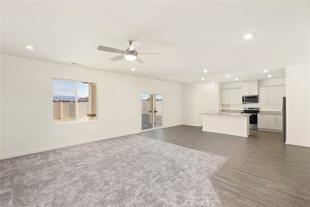 42499 Aruba Court Property Photo 3