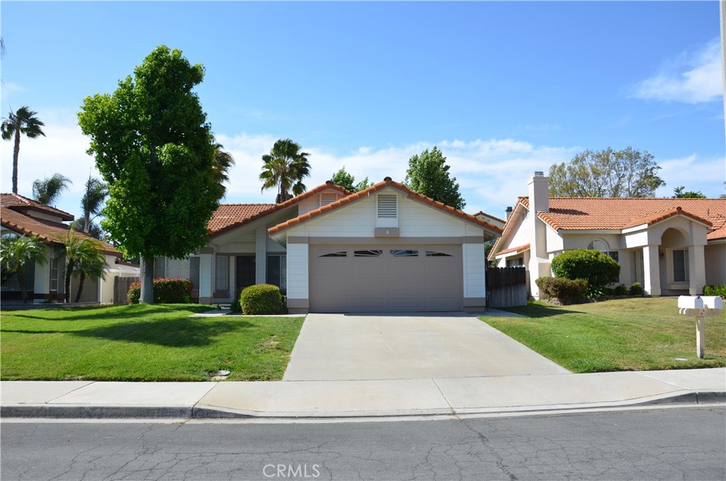 29620 Nightcrest Circle Property Photo 1