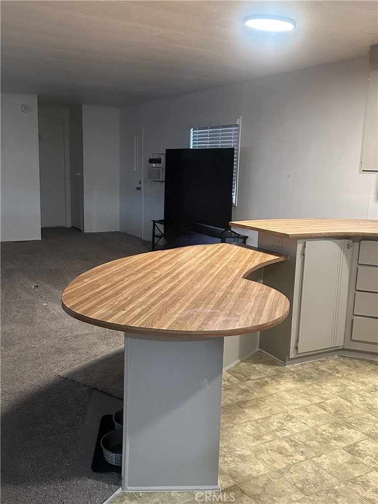 1150 N Kirby Street 55 Property Photo 7