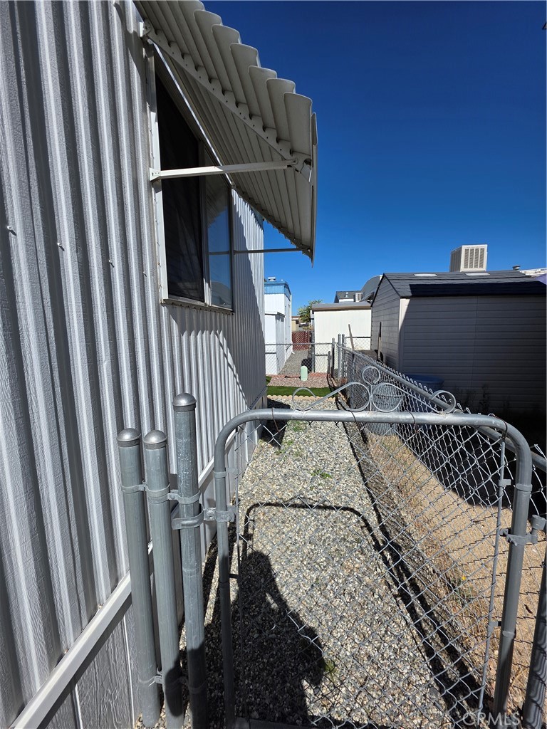 1150 N Kirby Street 55 Property Photo 16