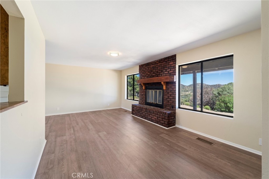 61826 Spanish Dagger Lane Property Photo 6