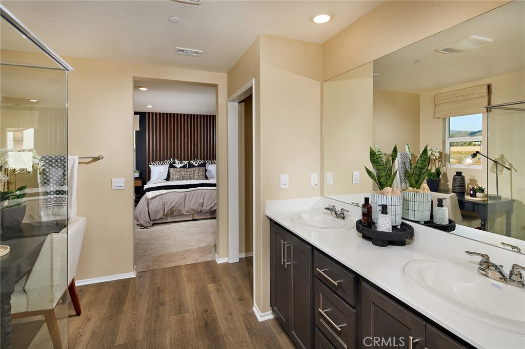 8491 Peachwillow Court Property Photo 12