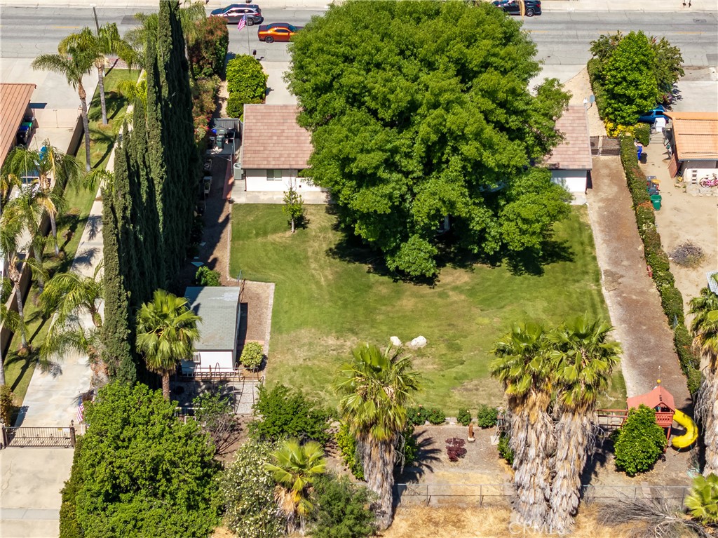 274 N Hemet Street Property Photo 18