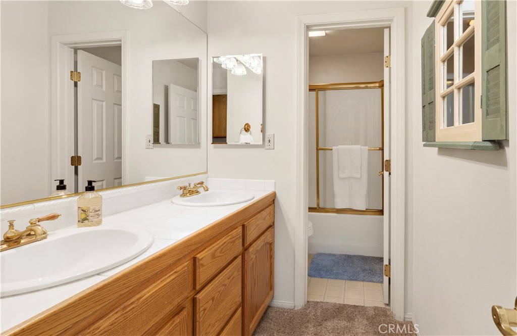 274 N Hemet Street Property Photo 24