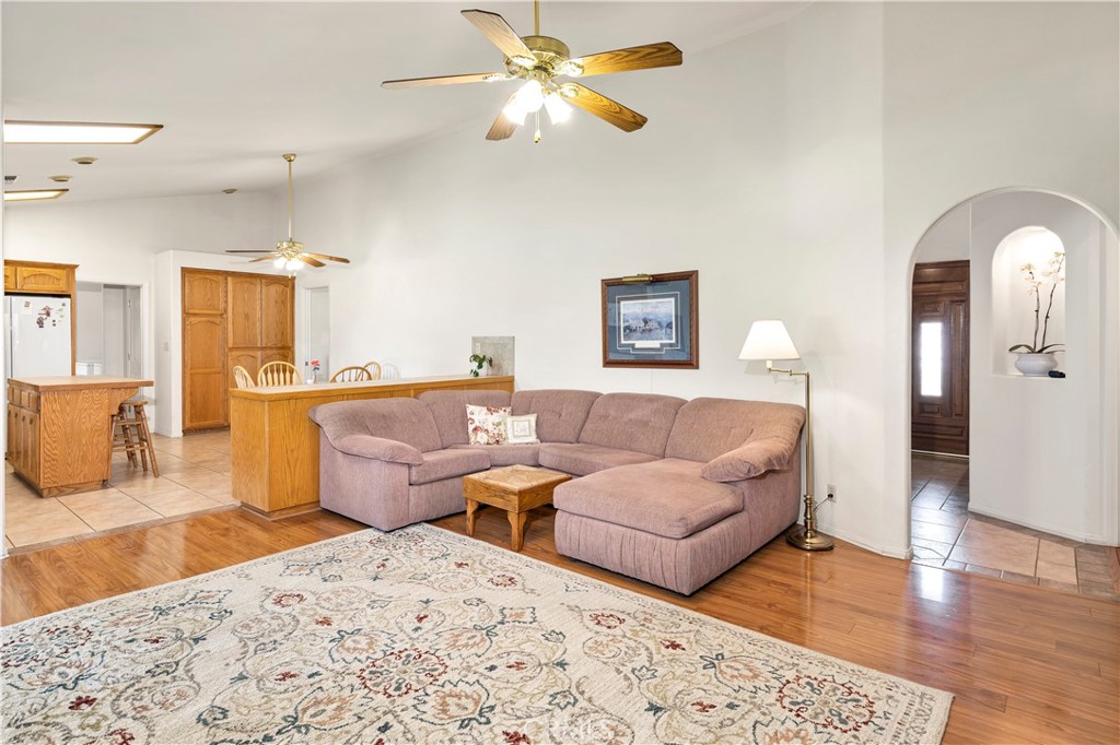 274 N Hemet Street Property Photo 43