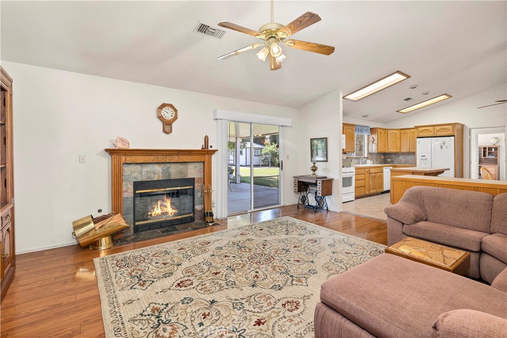 274 N Hemet Street Property Photo 44