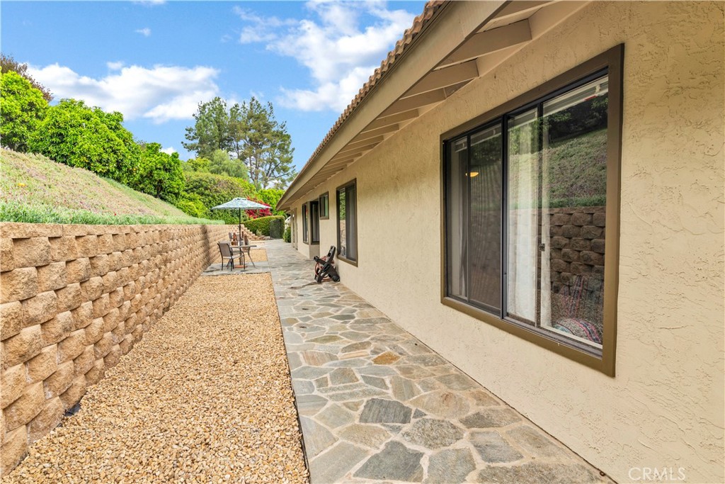 735 Del Valle Drive Property Photo 42