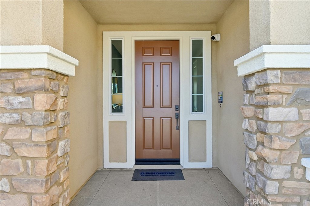 41847 Oak Barrel Court Property Photo 1