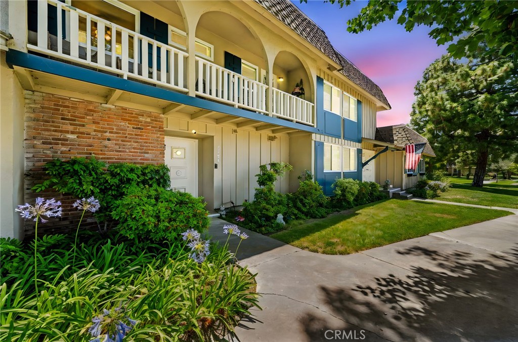 4308 Larwin Avenue Property Photo 1
