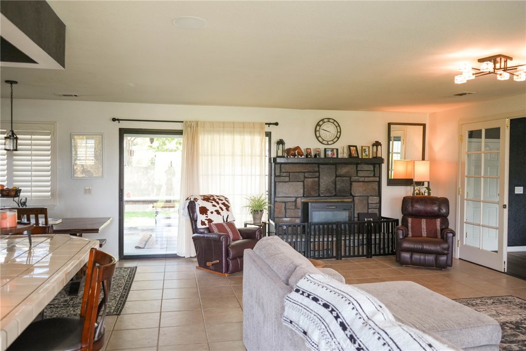 42149 Elm Street Property Photo 22