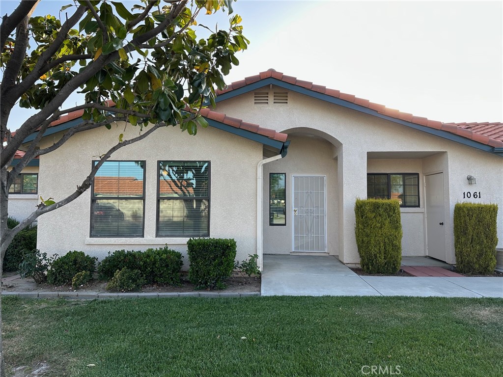 1061 Mountain View Drive Property Photo 1