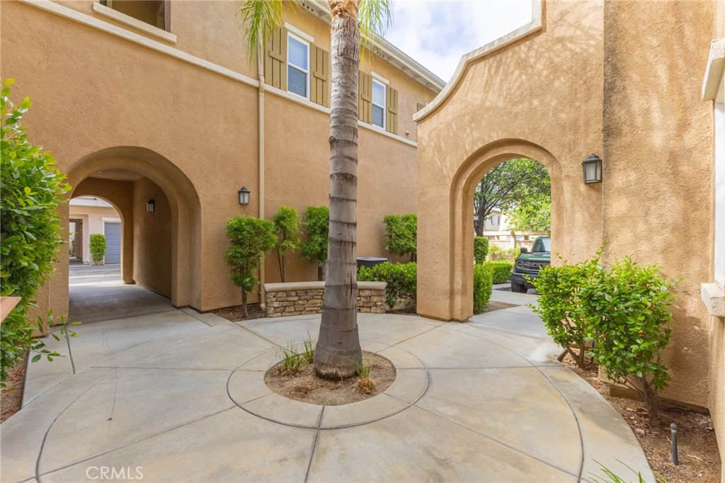 26308 Arboretum Way 201 Property Photo 6