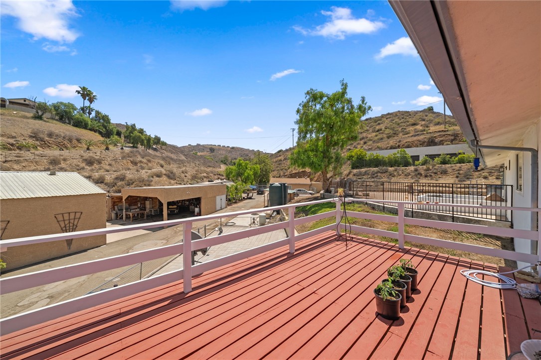 11111 Spanish Hills Drive Property Photo 12