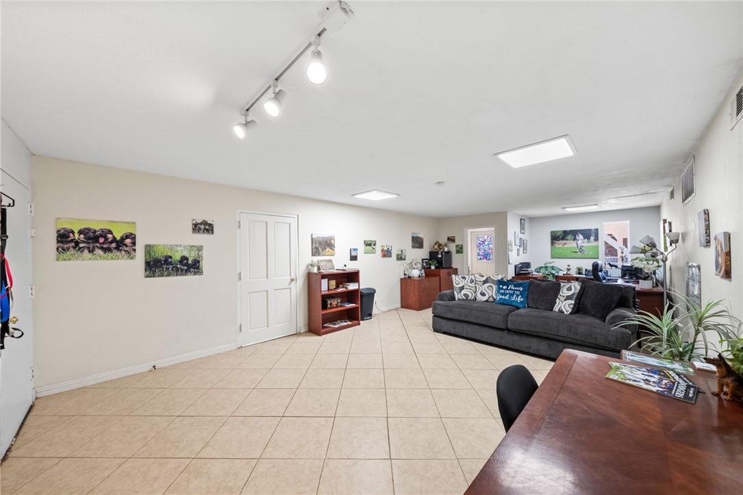 11111 Spanish Hills Drive Property Photo 27