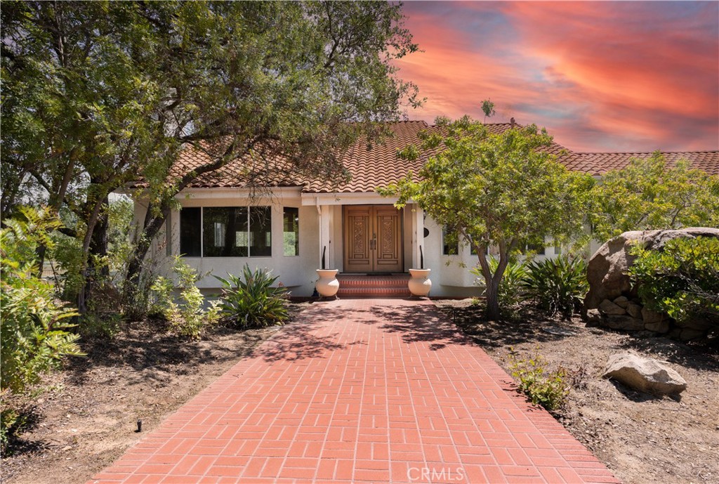 19605 Carancho Road Property Photo 1