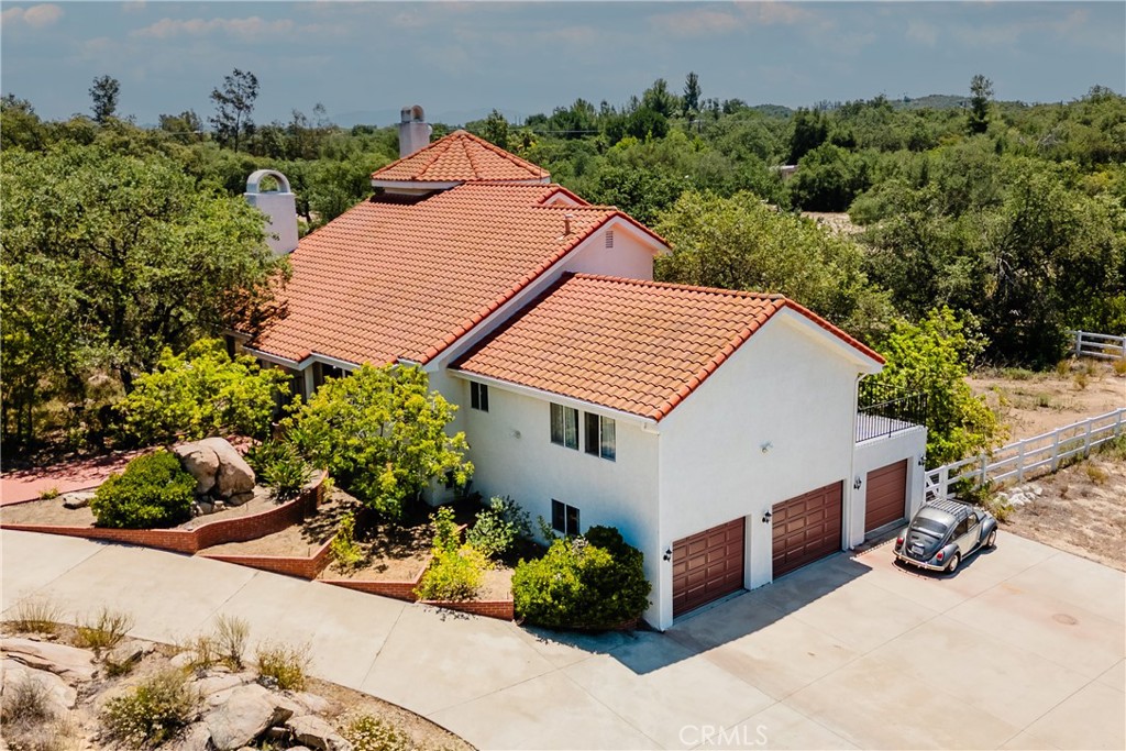 19605 Carancho Road Property Photo 3