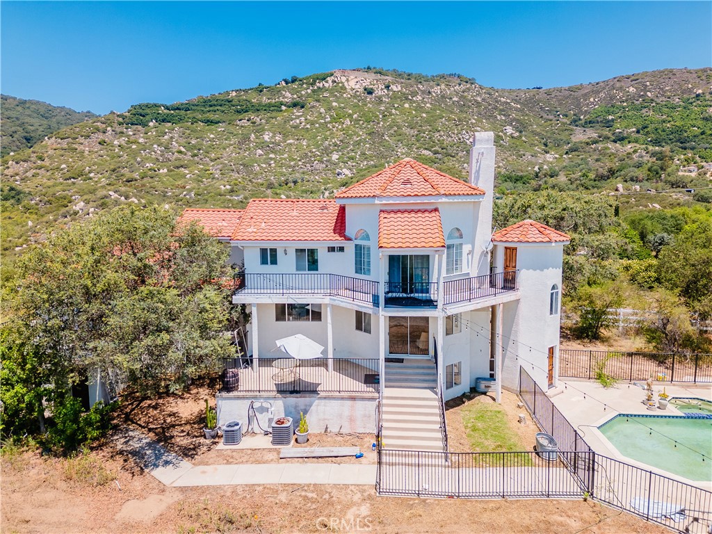 19605 Carancho Road Property Photo 4