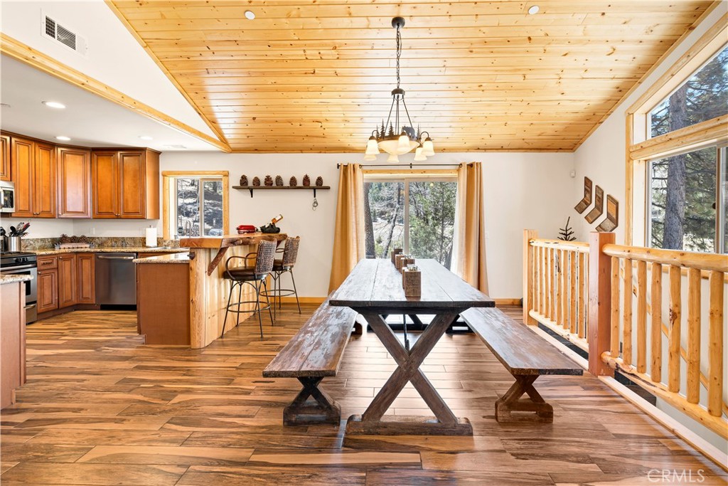 43485 Colusa Drive Property Photo 4