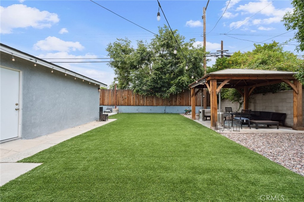 1124 Montrose Avenue Property Photo 31