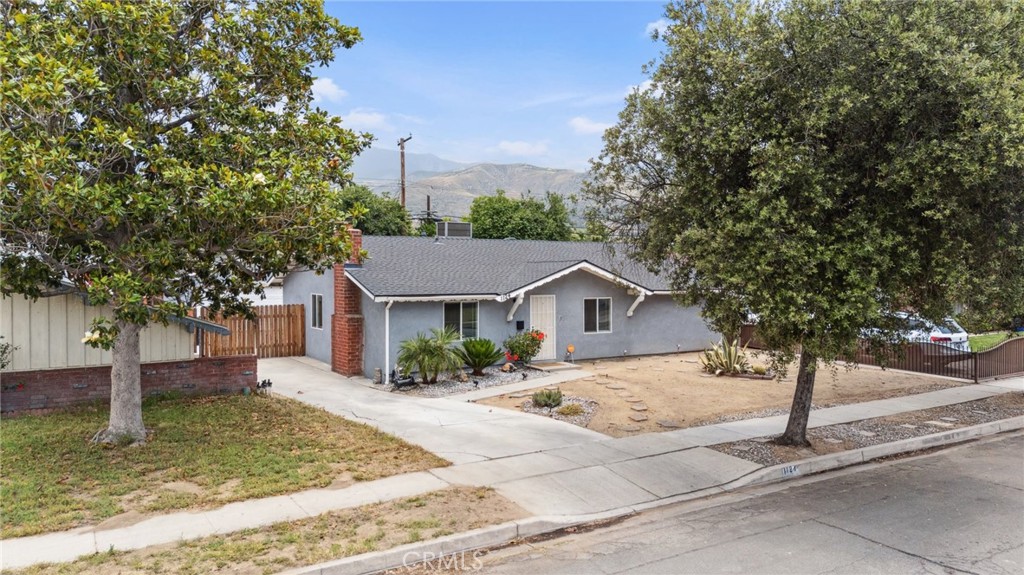 1124 Montrose Avenue Property Photo 40