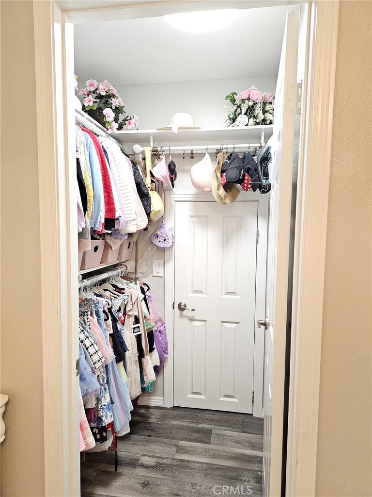 7367 Mountain Laurel Dr Property Photo 25