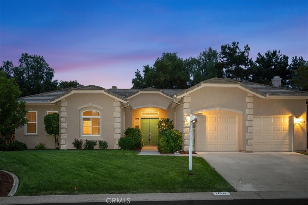 608 Inverlochy Drive Property Photo 1