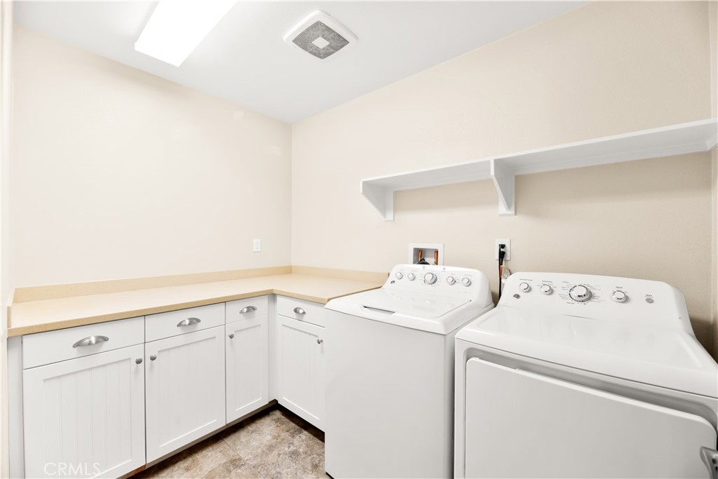 36432 Chervil Court Property Photo 8