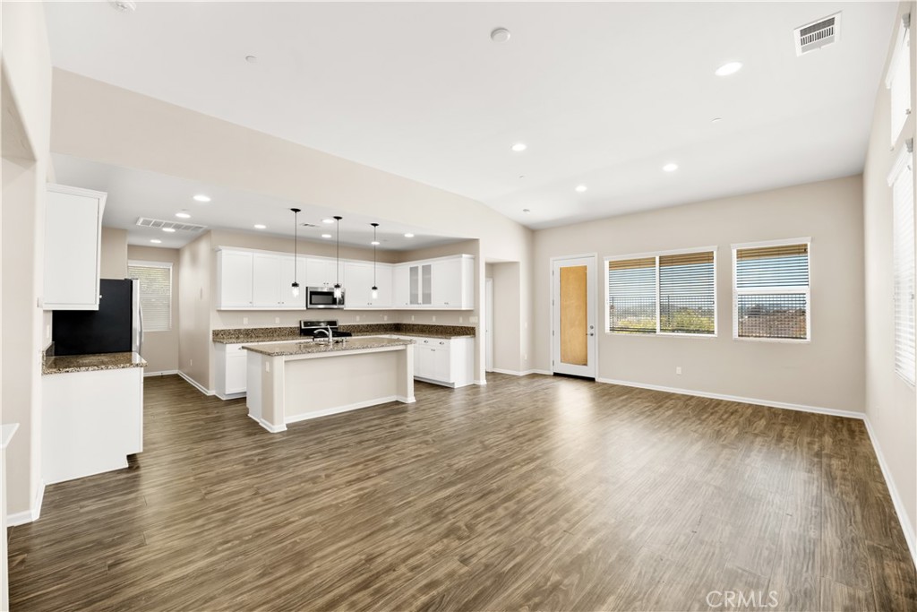 36432 Chervil Court Property Photo 9