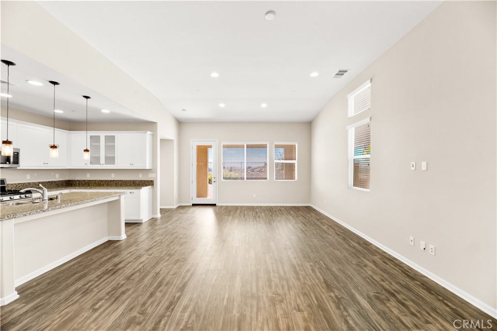 36432 Chervil Court Property Photo 12