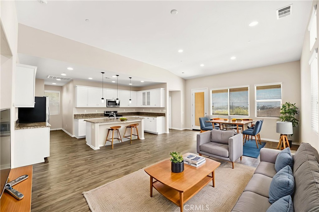 36432 Chervil Court Property Photo 13