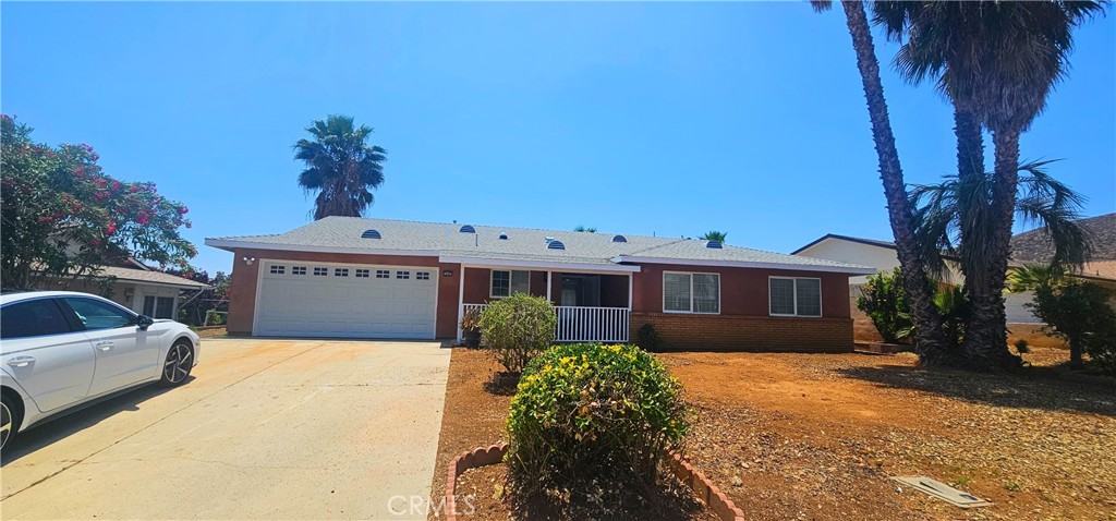 25687 Sandy Lodge Road Property Photo 1
