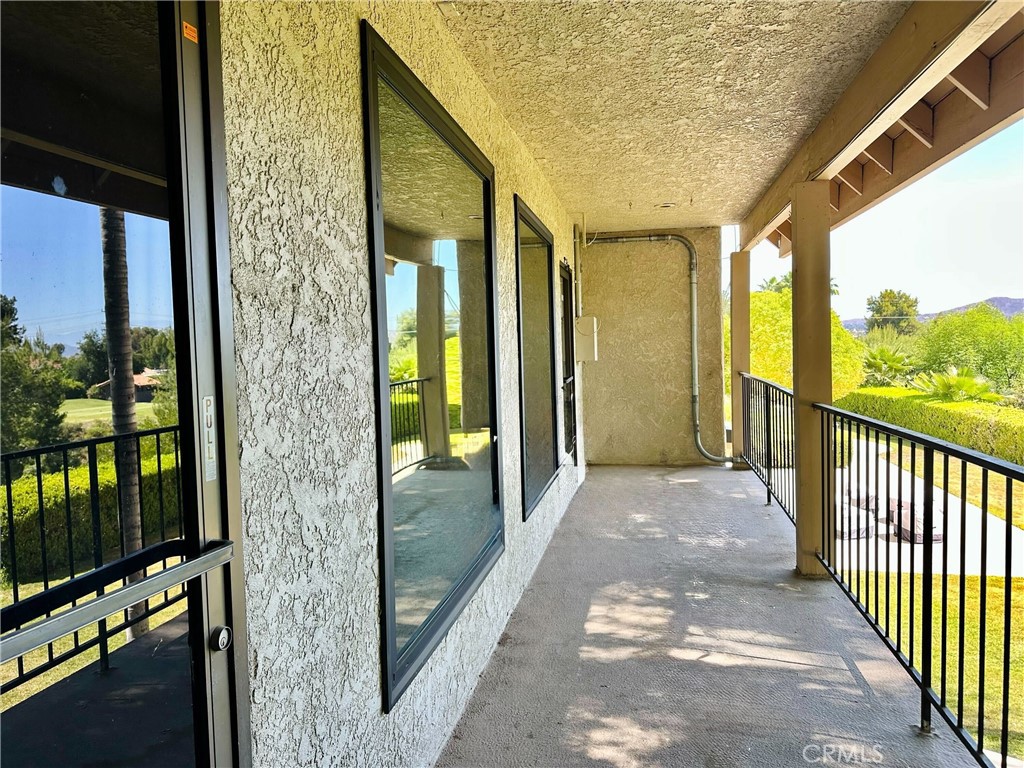 31524 Railroad Canyon Road Property Photo 9