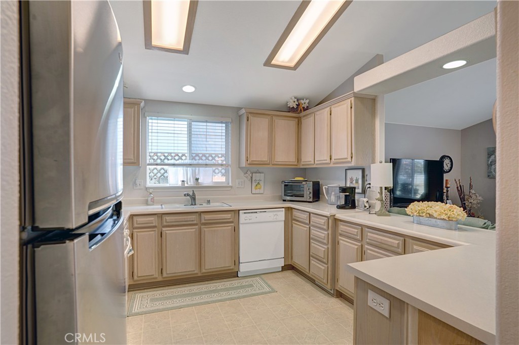 27250 Murrieta Road 257 Property Photo 9