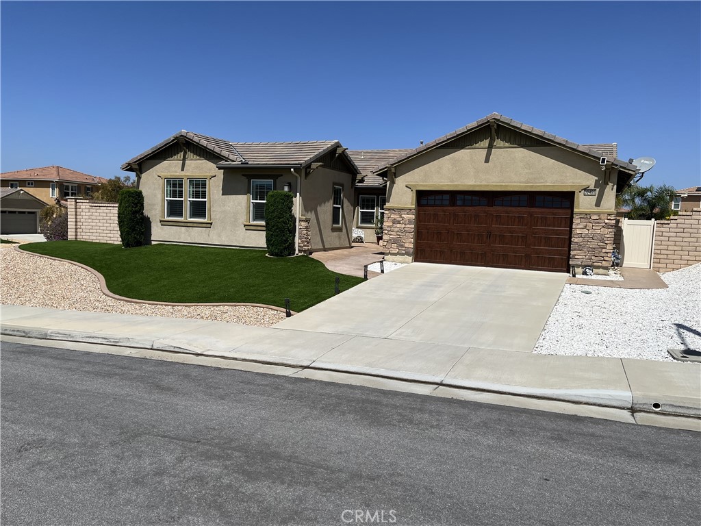 32458 Daisy Drive Property Photo 1