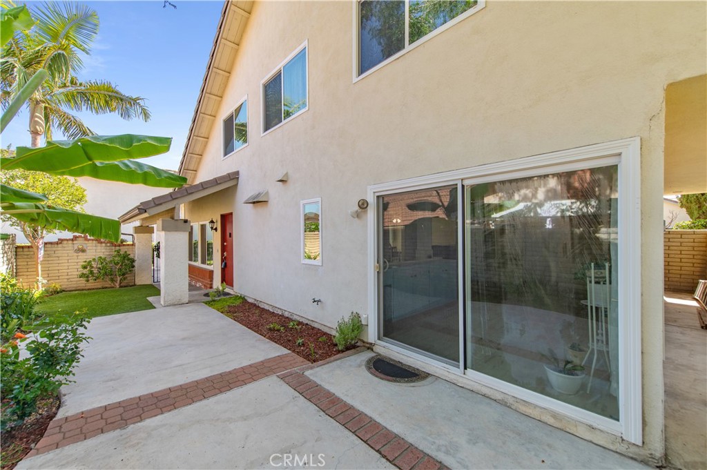 12441 Interior Circle Property Photo 3