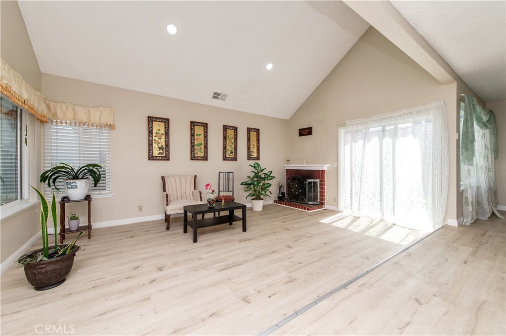 12441 Interior Circle Property Photo 4