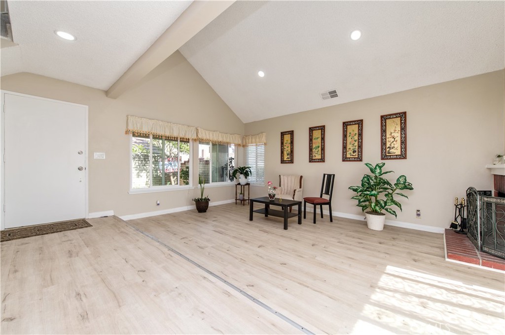 12441 Interior Circle Property Photo 7