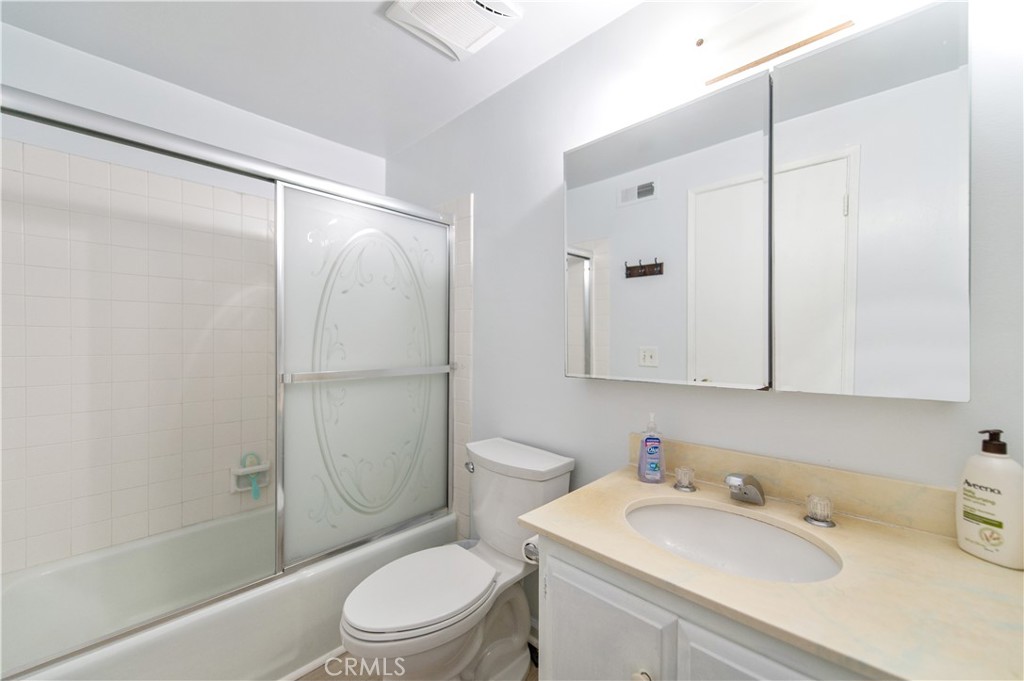 12441 Interior Circle Property Photo 32