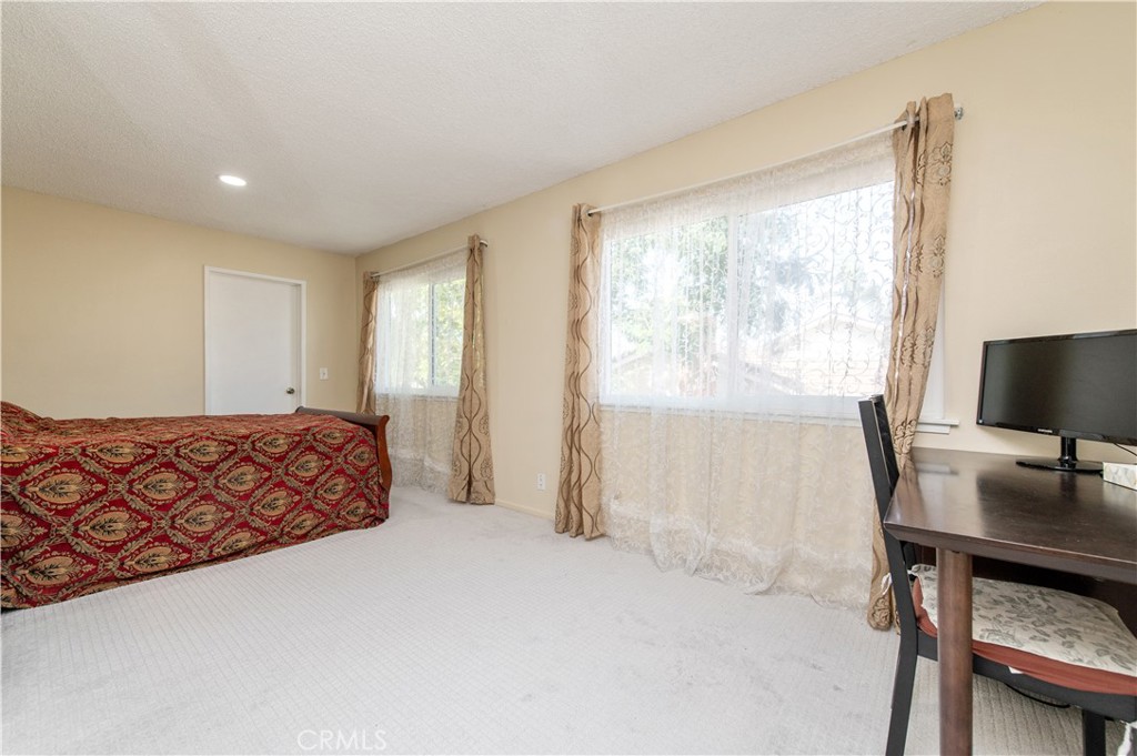 12441 Interior Circle Property Photo 33