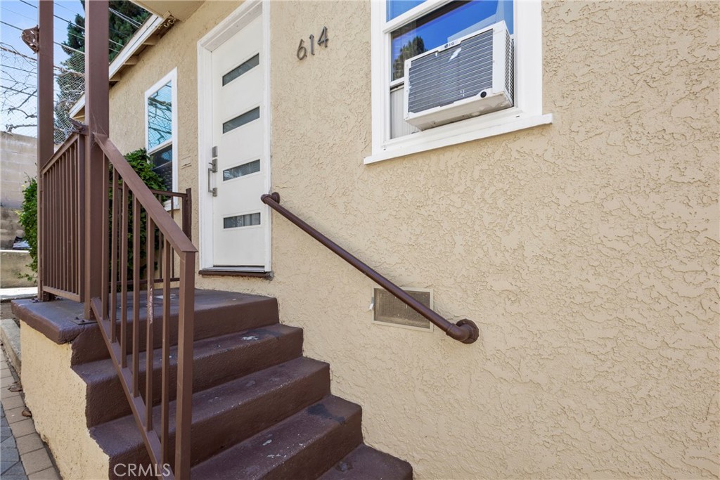 612 E Fairview Boulevard Property Photo 12