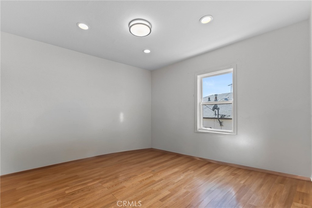 612 E Fairview Boulevard Property Photo 31