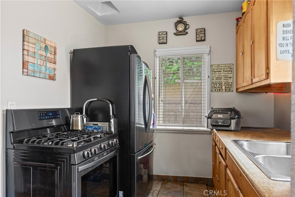 612 E Fairview Boulevard Property Photo 38