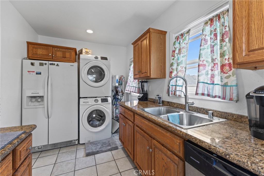 612 E Fairview Boulevard Property Photo 46